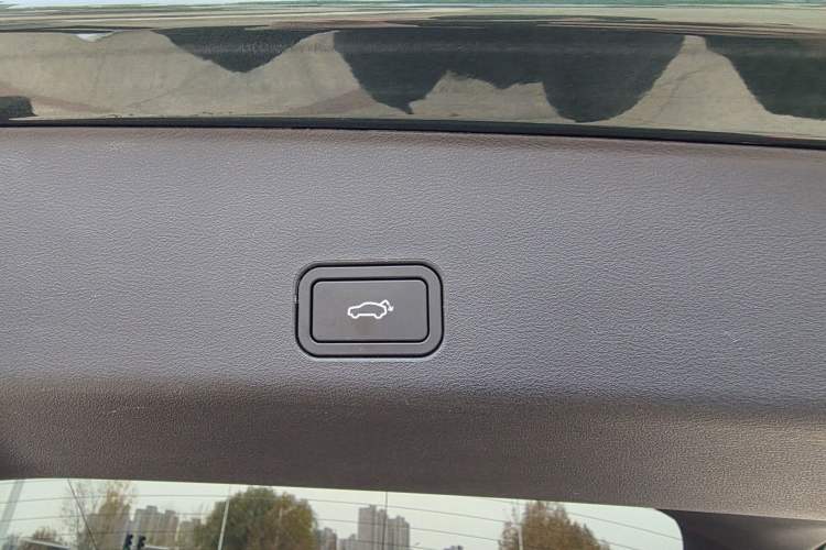 Used Geely Auto Monjaro L 2025 Dongfang Yao 2.0TD Automatic All-Wheel-Drive Wangyue Edition