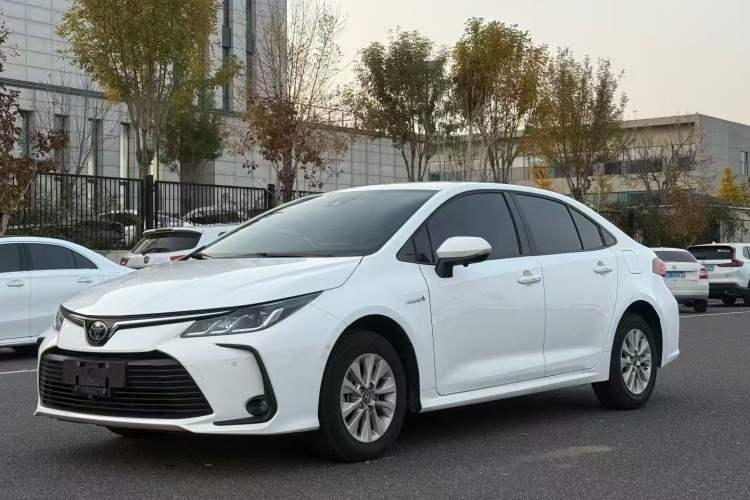 Used Toyota Corolla 2021 Dual-Engine 1.8L E-CVT Pioneer Edition