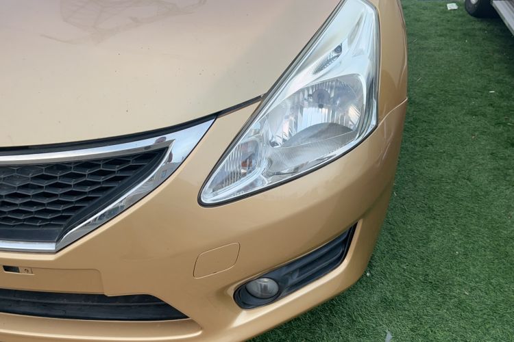 Used Nissan Tiida 2011 1.6L CVT Comfort Model
