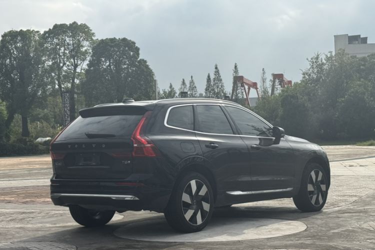 Used Volvo XC60 New Energy 2025 Plug-in Hybrid Long-Range All-Wheel Drive Smart & Luxurious Edition
