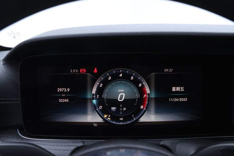 Used Mercedes-Benz E-Class 2019 Restyled E 300 L Sporty and Stylish Edition
