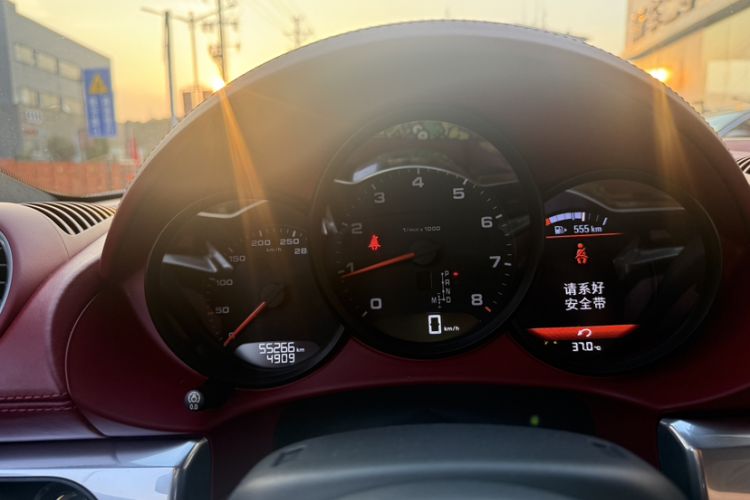 Used Porsche 718 2018 Cayman 2.0T
