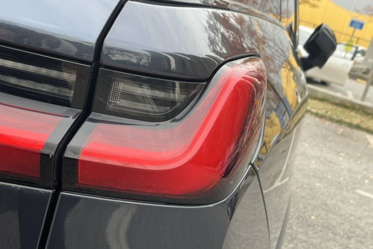 Used Nio ES8 2020 450 km Range 6-Seater Version
