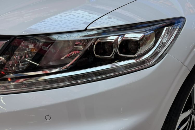 Used Honda Crosstour 2014 2.4L Luxury Edition
