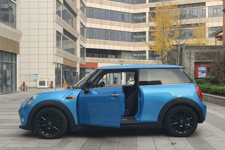 Used  MINI 2014 1.2T ONE+
