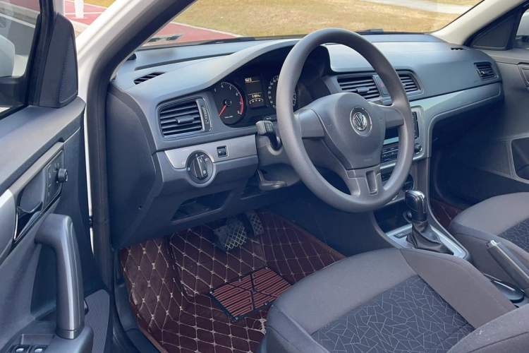 Used Volkswagen Lavida 2017 1.6L Automatic Fashion Edition
