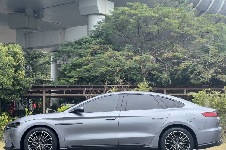 Used BYD Han 2020 EV Long-Range Luxury Model
