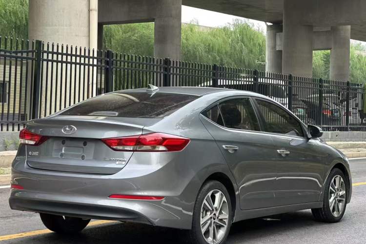 Used Hyundai Elantra 2016 1.6L Automatic ZhiXuan – Elite Version
