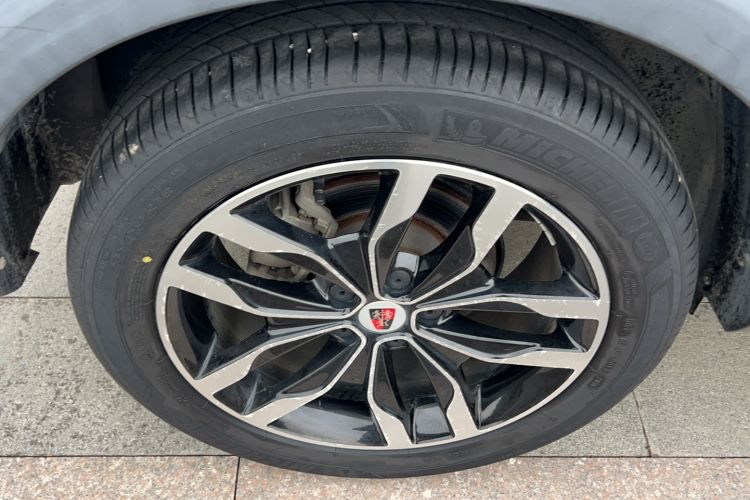 Used Roewe RX5 2016 20T Two-Wheel Drive Automatic Internet Smart Edition
