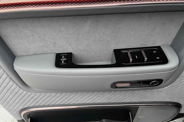 Used Zeekr MIX 2025 Long-Range Intelligent Driving Edition
