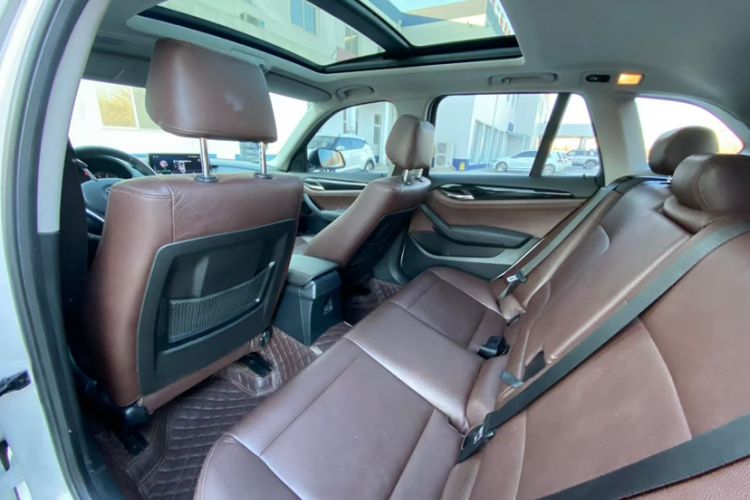 Used BMW X1 2015 sDrive18i Fashion Upgrade Edition