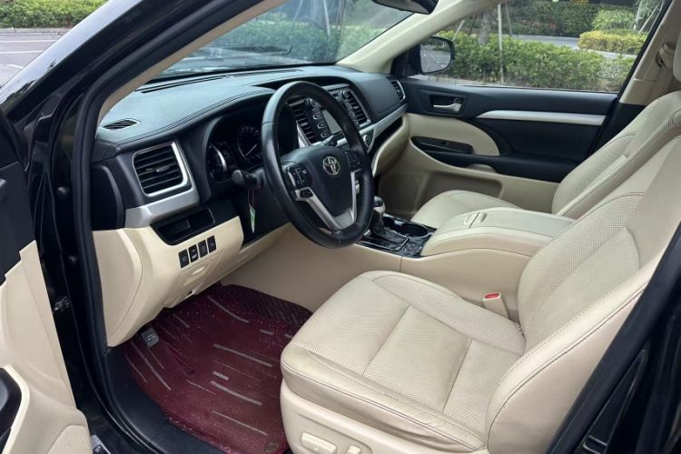 Used Toyota Highlander 2018 2.0T Four-Wheel Drive Prestige Version 7 Seats China VI Standard