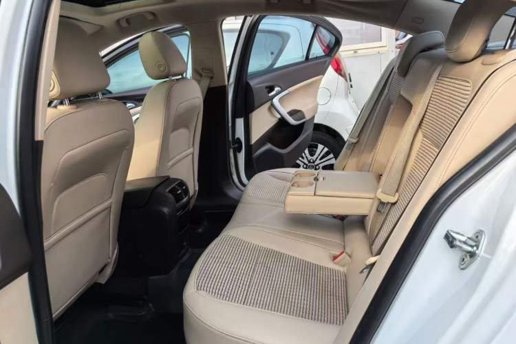 Used Buick Regal 2014 2.0L Leading Fashion Edition
