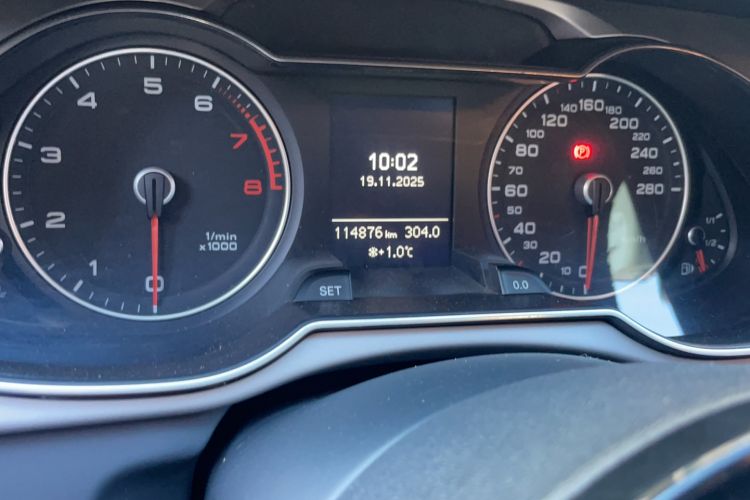 Used Audi A4L 2016 35 TFSI Collector's Edition Automatic Standard Model
