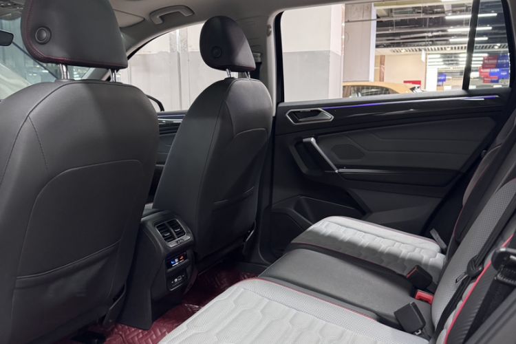 Used Volkswagen Tiguan L 2022 330TSI Automatic Two-Wheel Drive R-Line Flagship Edition