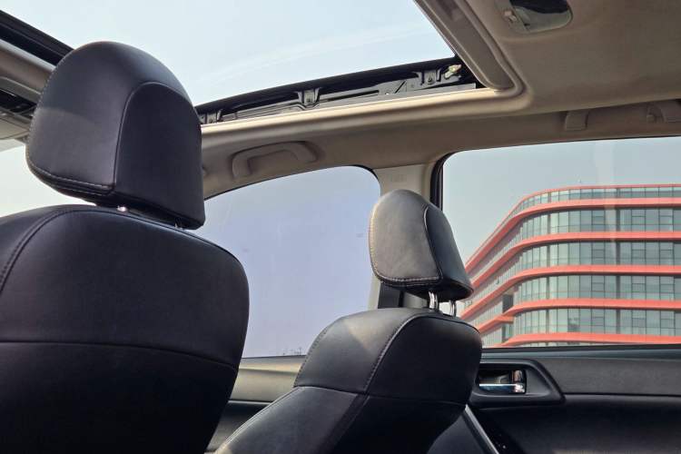 Used Subaru Forester 2016 2.0i Fashion Navigation Edition
