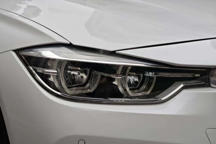 Used BMW 3 Series 2017 318i Fashion Model
