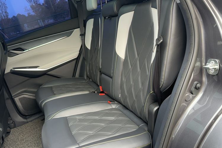 Used Changan CS75 PLUS 2023 3rd Generation 1.5T Automatic Prestige Model
