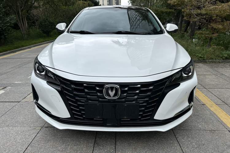 Used Changan Ruicheng CC 2022 Blue Whale Edition 1.5T DCT Prestige Model