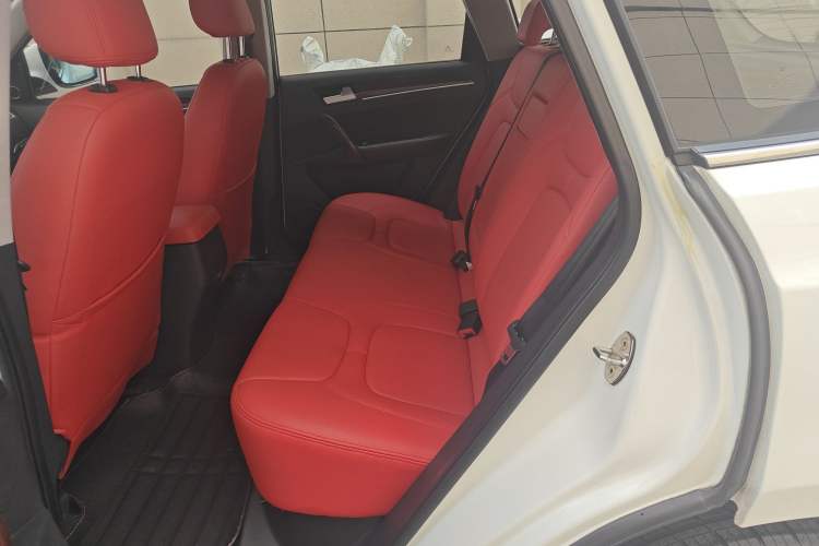 Used Zotye T600 2016 1.5T Manual Elite Model
