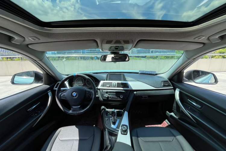 Used BMW 3 Series 2015 320Li Luxury Edition Fashion Model
