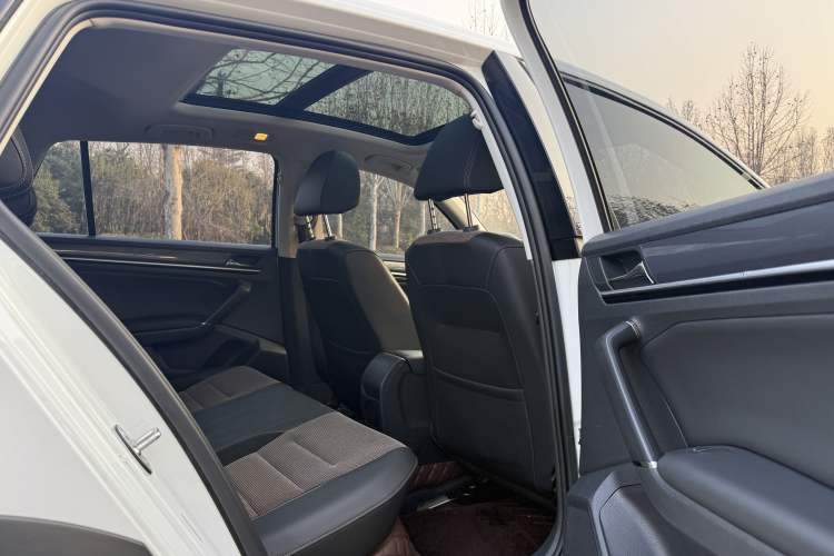 Used Volkswagen C-TREK 2018 1.5L Automatic Comfort Model
