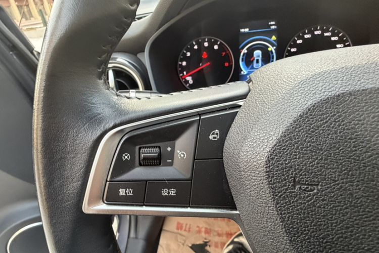 Used BYD Song 2021 Classic Edition 1.5T Manual Luxury Model
