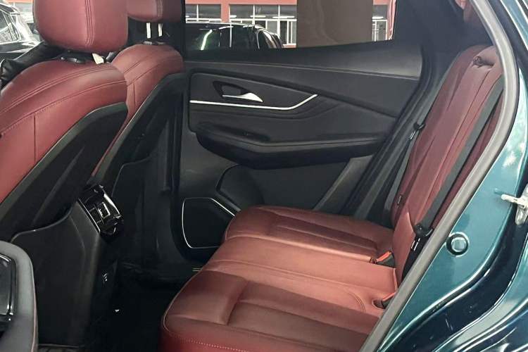 Used FORTHING T5 EVO 2021 1.5TD DCT Starry Edition