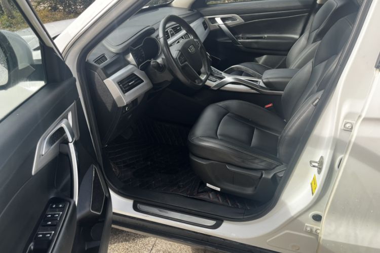 Used Geely Auto Emgrand X7 Sport 2016 1.8TD Automatic ZhiShang Model
