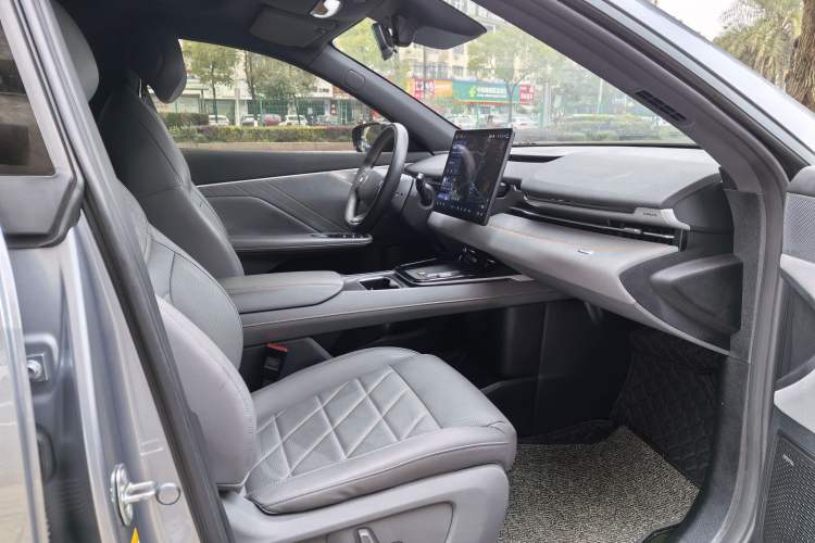 Used  S05 2024 510 Plus Pure Electric Version
