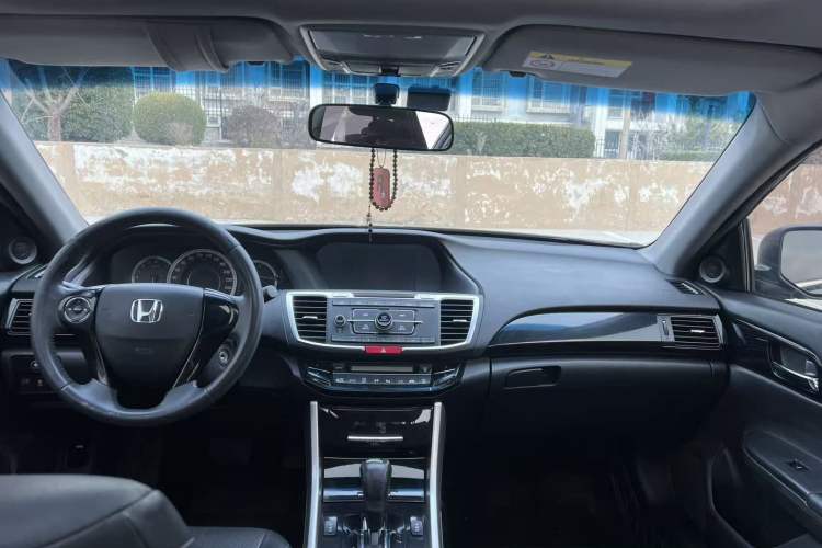 Used Honda Accord 2016 2.0L Elite Edition
