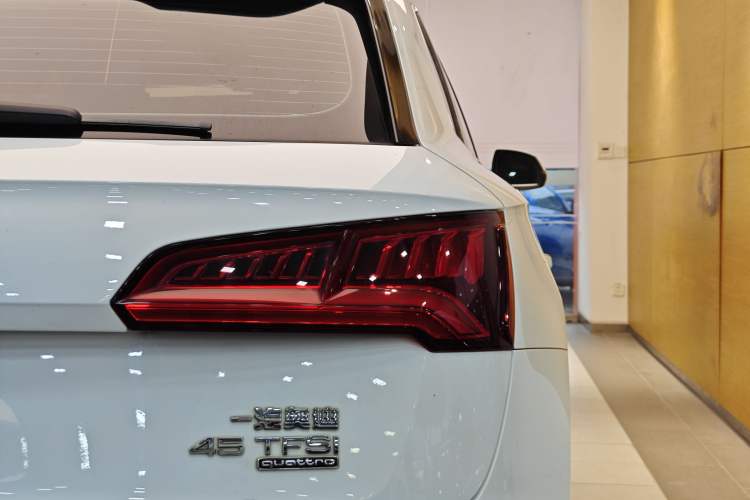 Used Audi Q5L 2018 45 TFSI Prestige Fashion Edition China V Emission Standard
