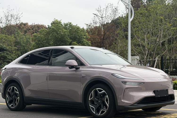 Used ONVO L60 2024 60 kWh Rear-Drive Version
