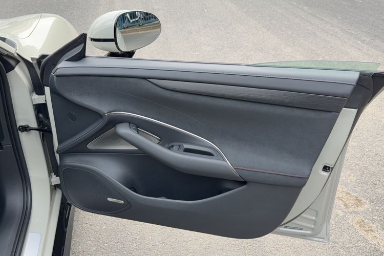 Used  SU7 2024 Four-Wheel Drive Ultra-Long Range Advanced Intelligent Driving Max Edition
