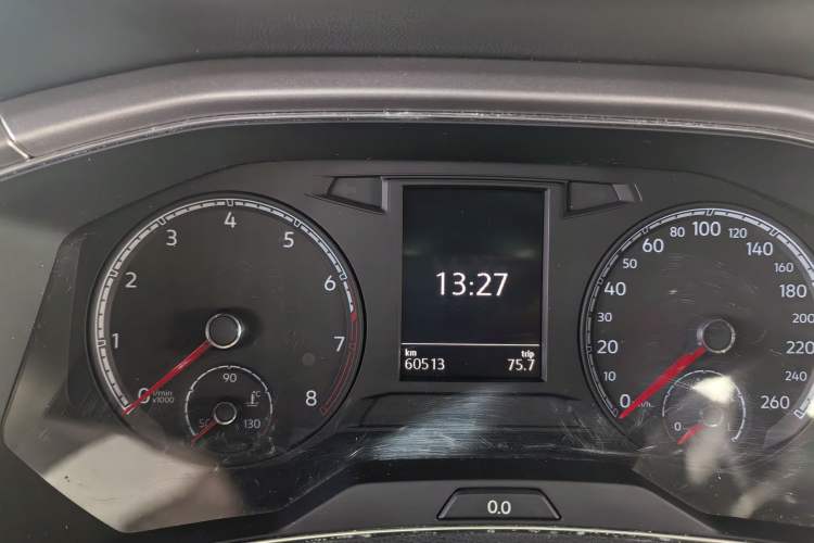 Used Volkswagen T-ROC 2018 280TSI DSG Two-Wheel Drive Advanced Version China V Emission Standard