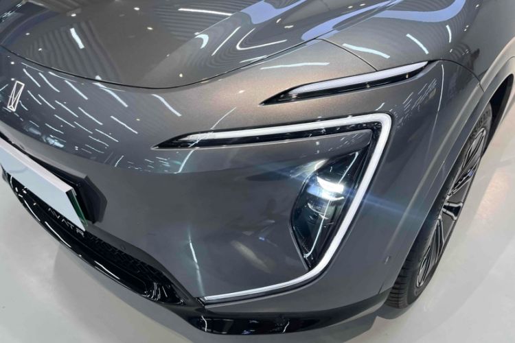 Used  07 2024 Max Extended-Range Edition
