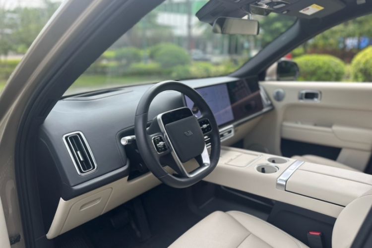 Used Li Auto L8 2023 Max model
