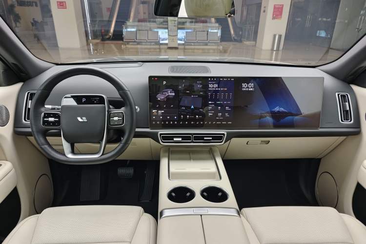 Used Li Auto L9 2022 Max model
