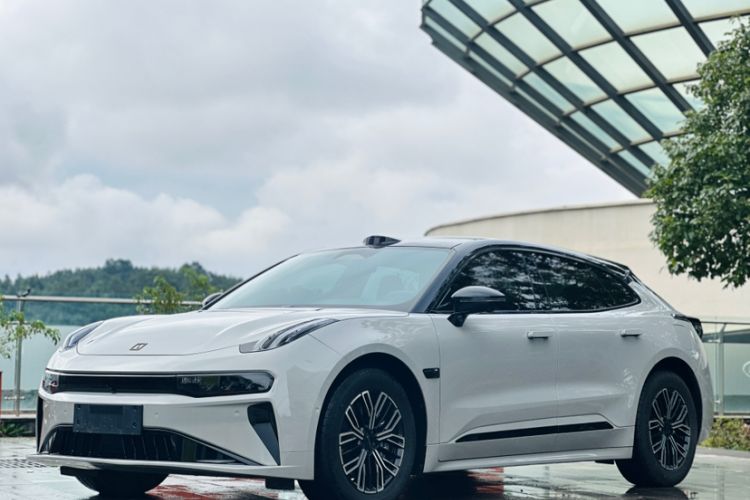 Used Zeekr 001 2024 ME Edition 100 kWh All-Wheel Drive
