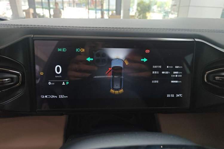 Used Nio ES8 2020 580 km Range Signature Edition Six-Seater Version
