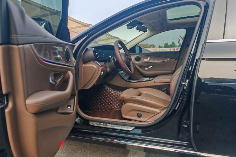 Used Mercedes-Benz E-Class 2023 E 260 L