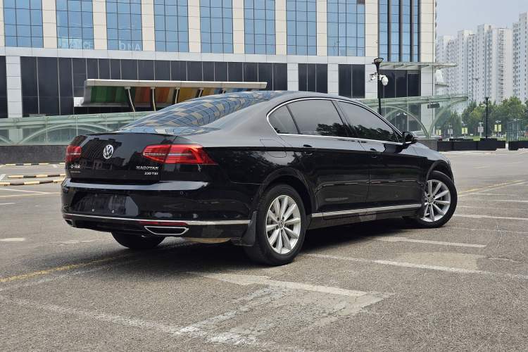 Used Volkswagen Magotan 2019 330TSI DSG Leading Model China VI Standard
