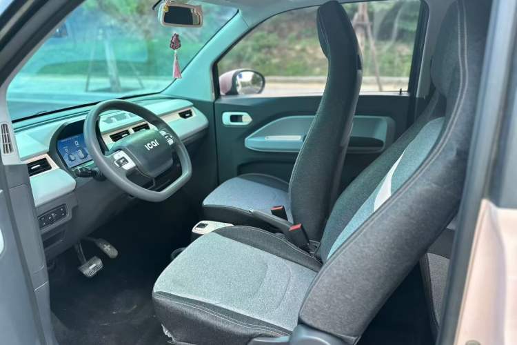 Used Chery QQ Ice Cream 2022 170km Sundae Phosphate Lithium-Ion
