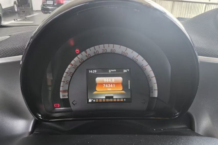 Used  fortwo 2019 0.9T 66kW Hardtop Pioneer Edition China VI
