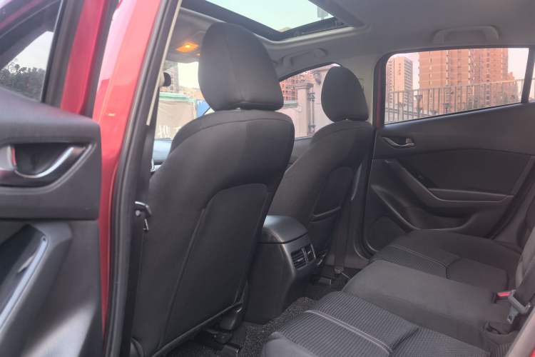 Used Mazda Mazda 3 Axela 2017 Sedan 1.5L Automatic Luxury Model Emission Standard China V
