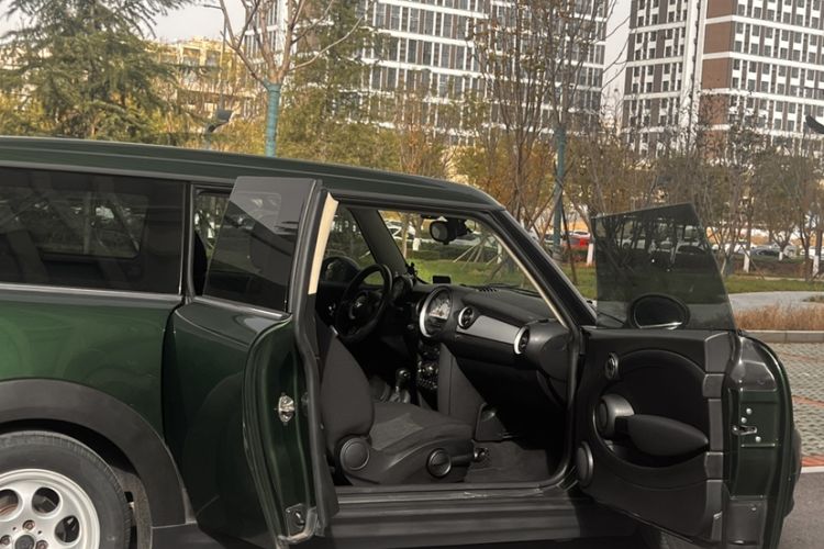 Used  Clubman 2011 1.6L ONE
