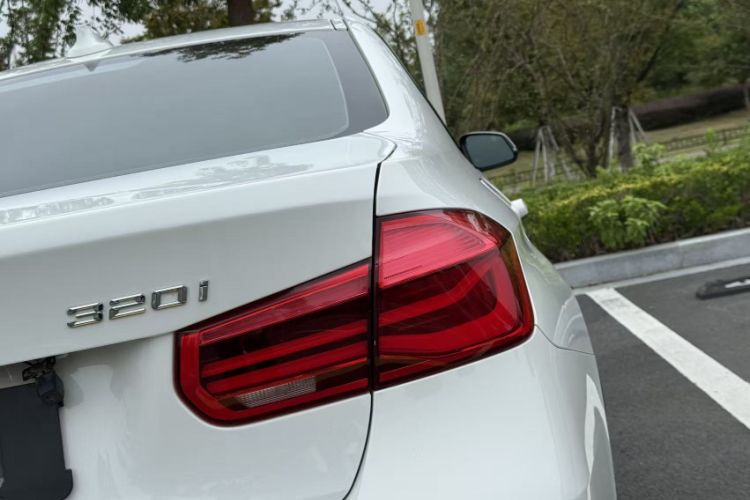 Used BMW 3 Series 2018 320i M Sport Package
