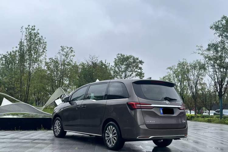 Used Buick GL8 2023 Land Executive Class Smart Enjoyment Model
