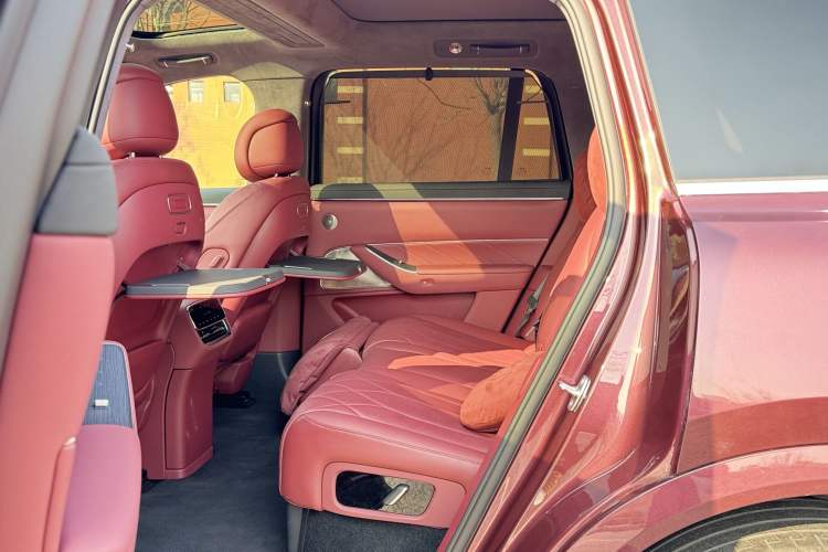 Used Hima AITO M8 2025 Extended-Range Ultra Version 53.4 kWh 5-Seater Edition