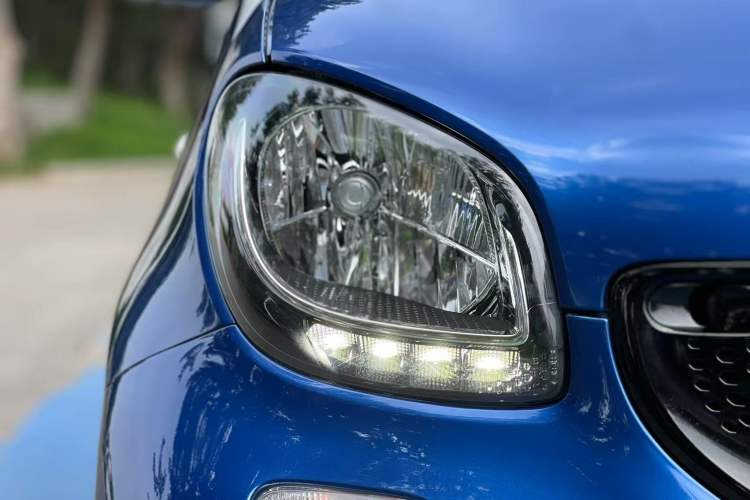 Used  forfour 2018 1.0L 52kW Passion Edition
